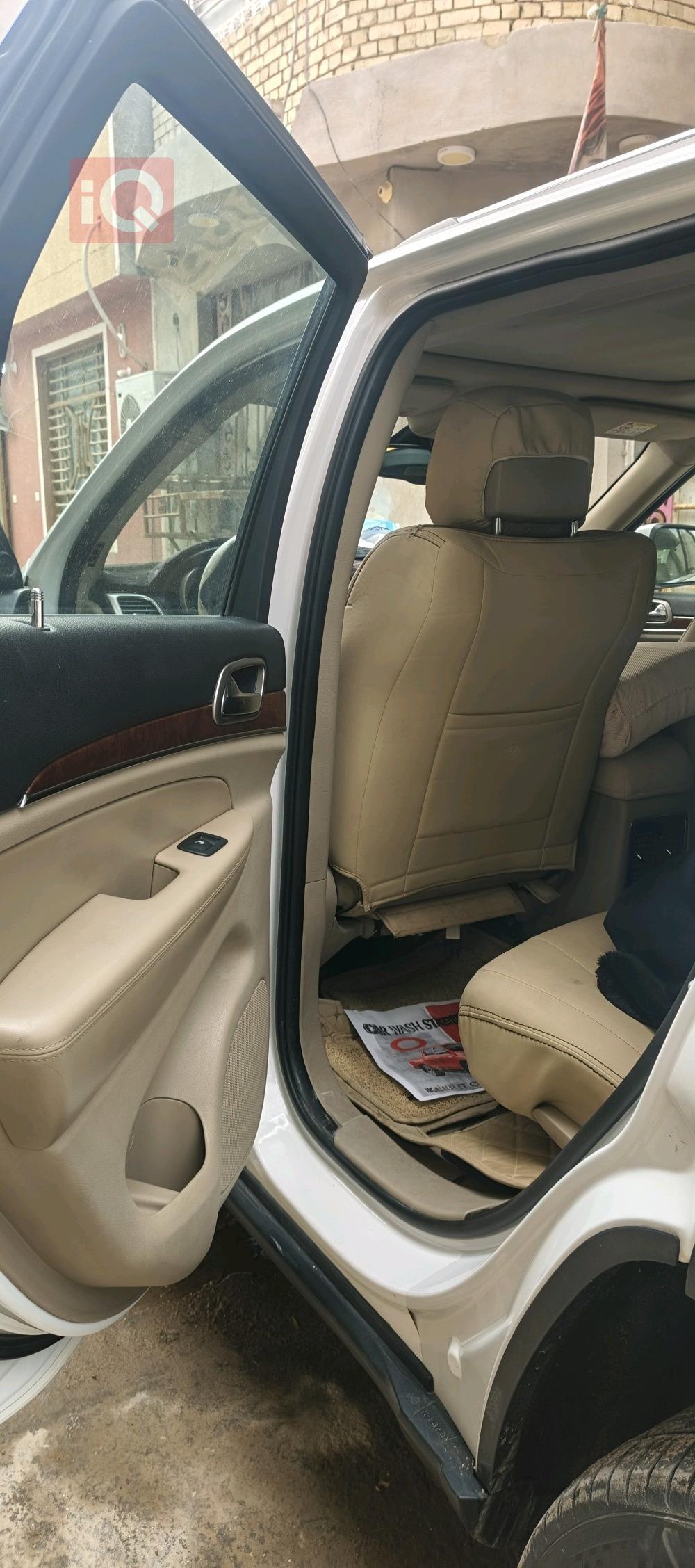 جيب جراند شيروكي